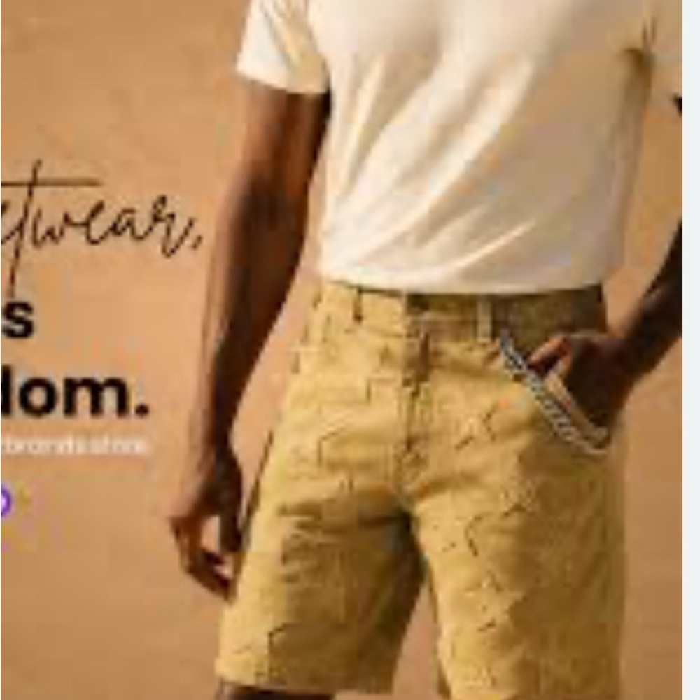 Guapi Limited Edition Men's Tan Camo shorts NWT